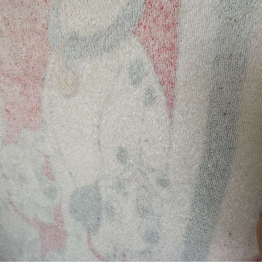 Disney 101 Dalmatians Beach Bath Towel Red Vintage Style Puppy Design - Picture 12 of 15